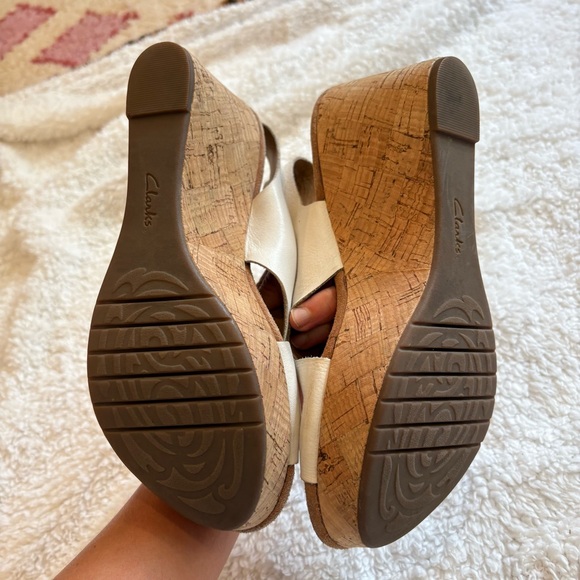 Clarks Artisan Annadel‎ Eirwyn Wedge Sandal. 9 M White Leather - Picture 4 of 5